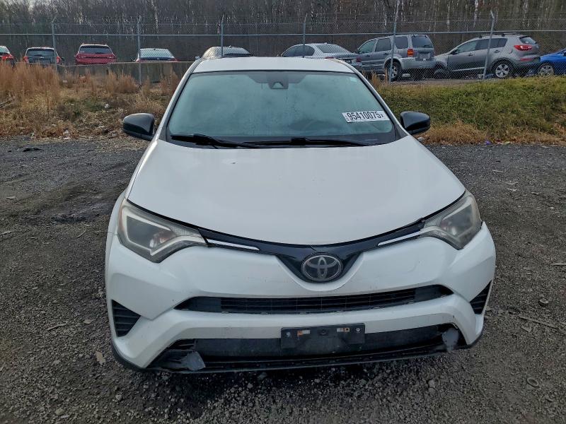 Photo 5 from auction – 2017 TOYOTA RAV4 LE with VIN JTMZFREVXHJ143154