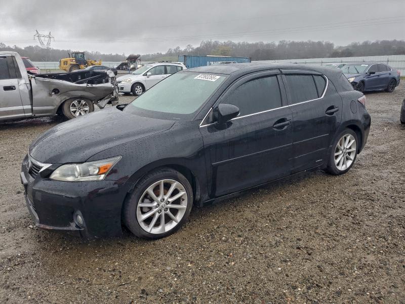 LEXUS CT 200 2011 with VIN JTHKD5BH1B2046326 - Photo from auction
