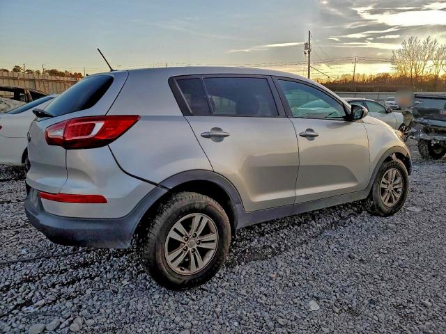 Photo 3 from auction – 2011 KIA SPORTAGE L with VIN KNDPB3A24B7095697