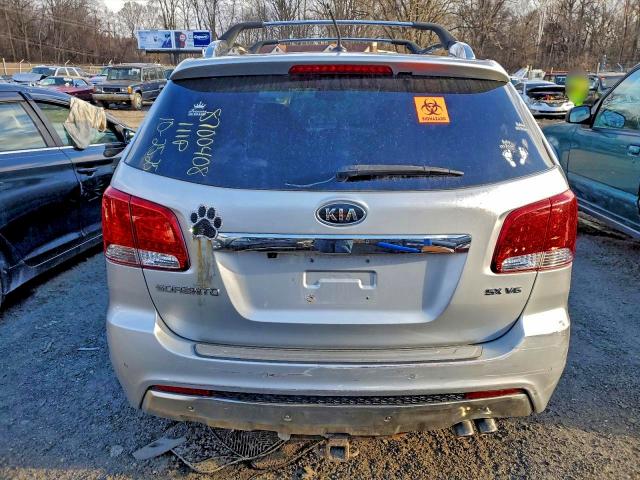 Photo 6 from auction – 2012 KIA SORENTO SX with VIN 5XYKWDA20CG274943