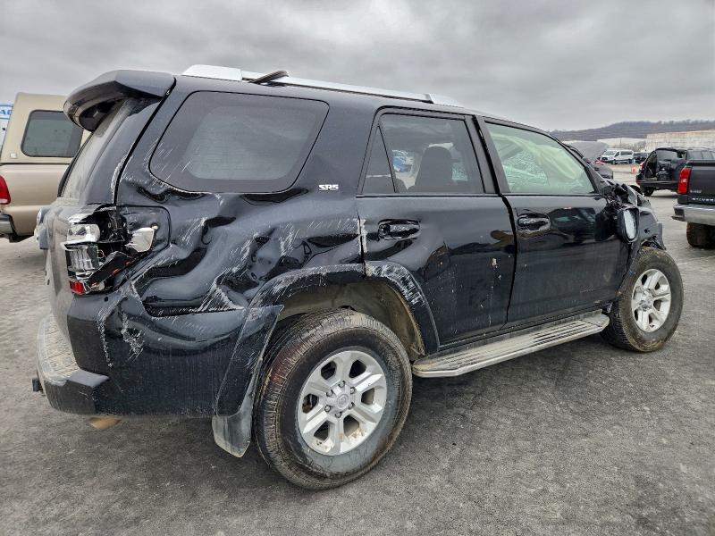 Photo 3 from auction – 2016 TOYOTA 4RUNNER SR with VIN JTEZU5JR0G5112229