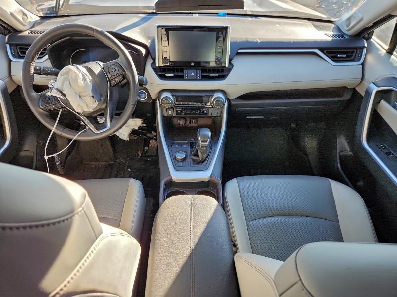 Photo 8 from auction – 2021 TOYOTA RAV4 LIMIT with VIN 4T3D6RFV4MU064339