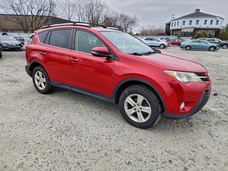 Photo 4 from auction – 2014 TOYOTA RAV4 XLE with VIN JTMRFREV4EJ003418