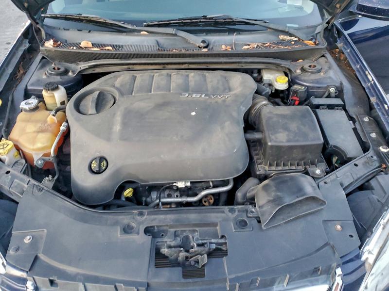 Photo 11 from auction – 2013 CHRYSLER 200 LX with VIN 1C3CCBAG8DN722096