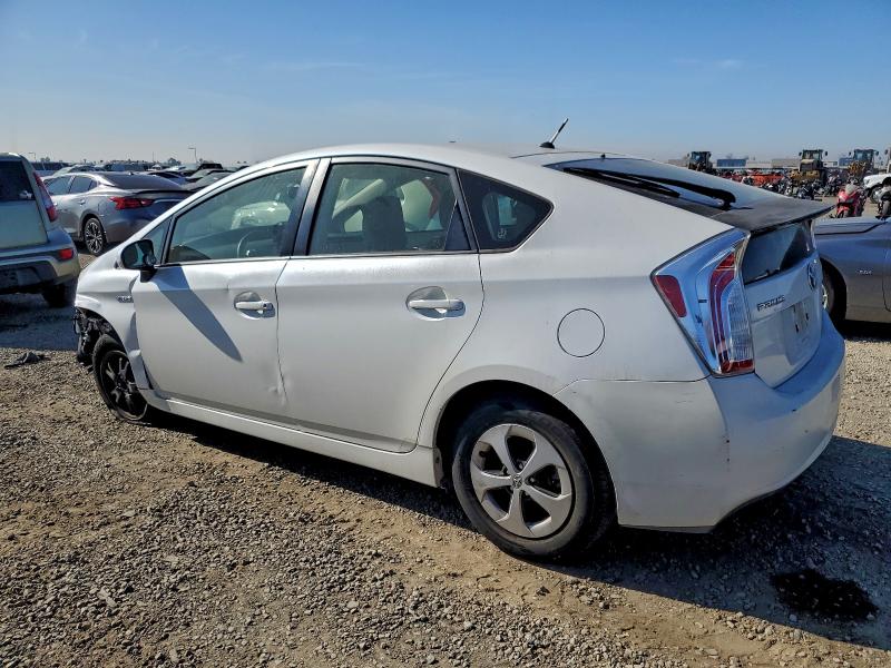 Photo 2 from auction – 2012 TOYOTA PRIUS with VIN JTDKN3DU1C0336401
