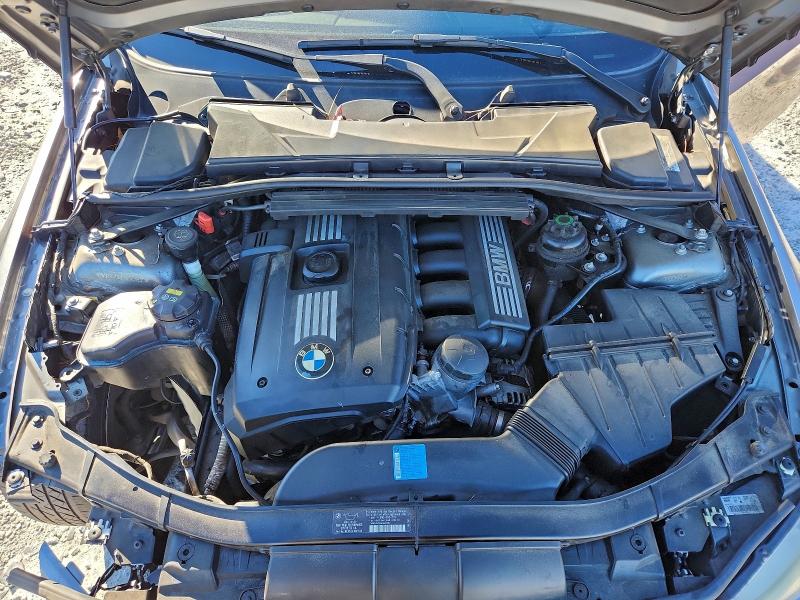 Photo 11 from auction – 2010 BMW 328 I with VIN WBAPH7G5XANM48507