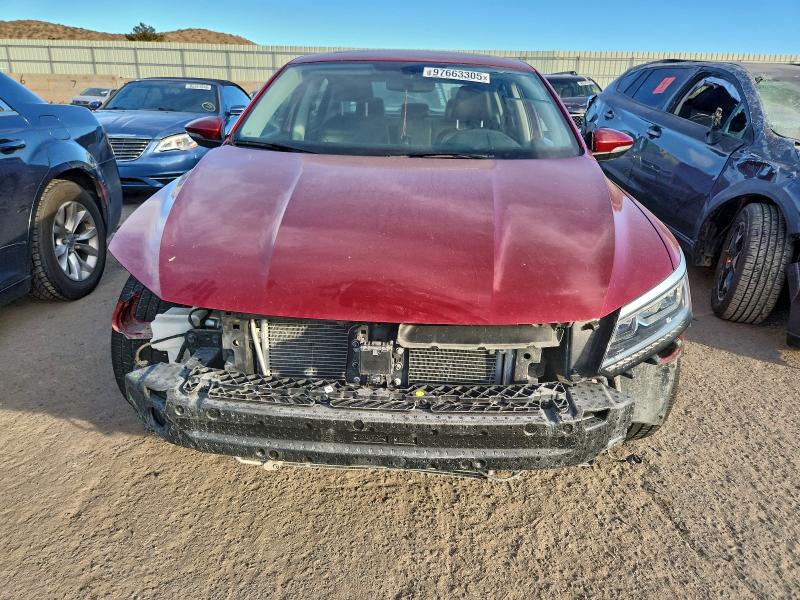 Photo 5 from auction – 2016 VOLKSWAGEN PASSAT with VIN 1VWCT7A33GC055280