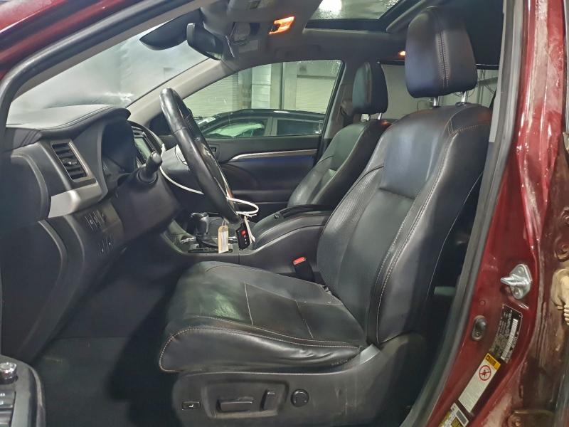 Photo 7 from auction – 2017 TOYOTA HIGHLANDER with VIN 5TDDZRFH6HS469904