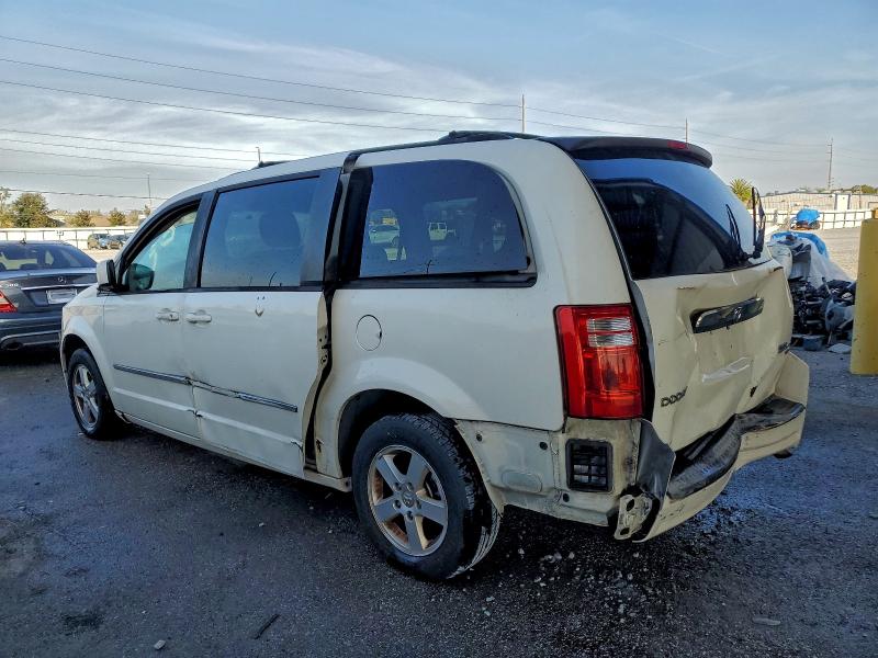 Photo 2 from auction – 2010 DODGE GRAND CARA with VIN 2D4RN5D10AR209760