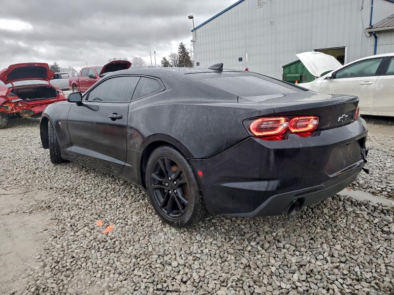 Photo 2 from auction – 2019 CHEVROLET CAMARO LS with VIN 1G1FB1RX0K0118992