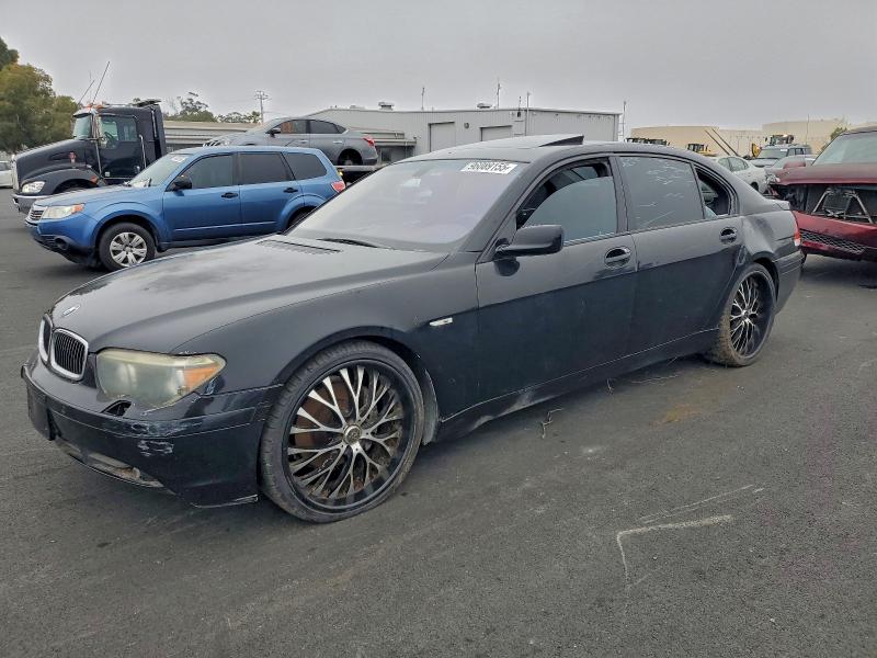 BMW 745 LI 2003 مع رقم تعريف المركبة WBAGN63403DR19508 - صورة من المزاد