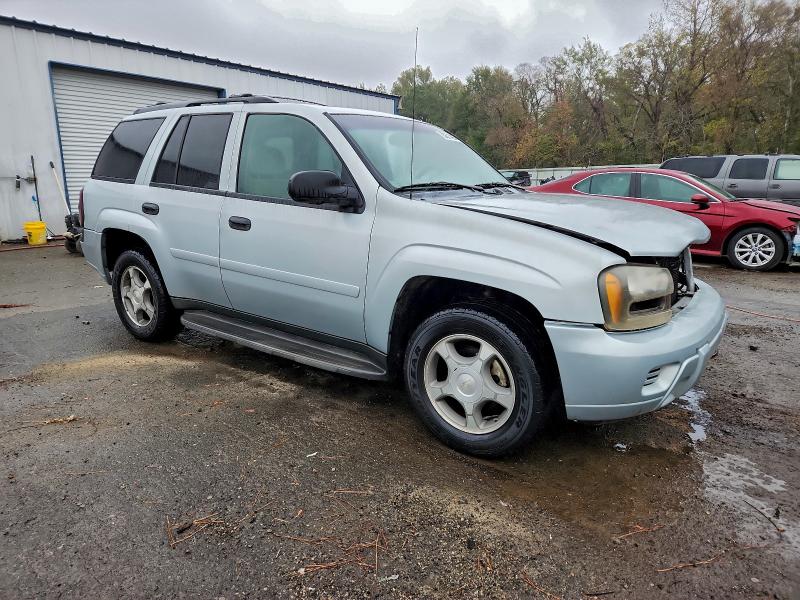 Photo 4 from auction – 2007 CHEVROLET TRAILBLAZE with VIN 1GNDS13S872152239