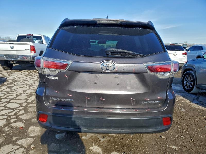 Photo 6 from auction – 2015 TOYOTA HIGHLANDER with VIN 5TDDKRFH5FS150964