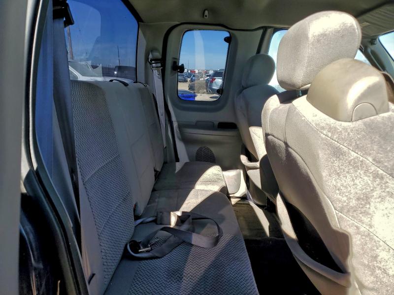 Photo 10 from auction – 2004 FORD F-150 HERI with VIN 2FTRX17264CA94495