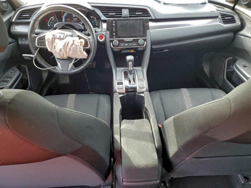 Photo 8 from auction – 2018 HONDA CIVIC EX with VIN JHMFC1F36JX042883