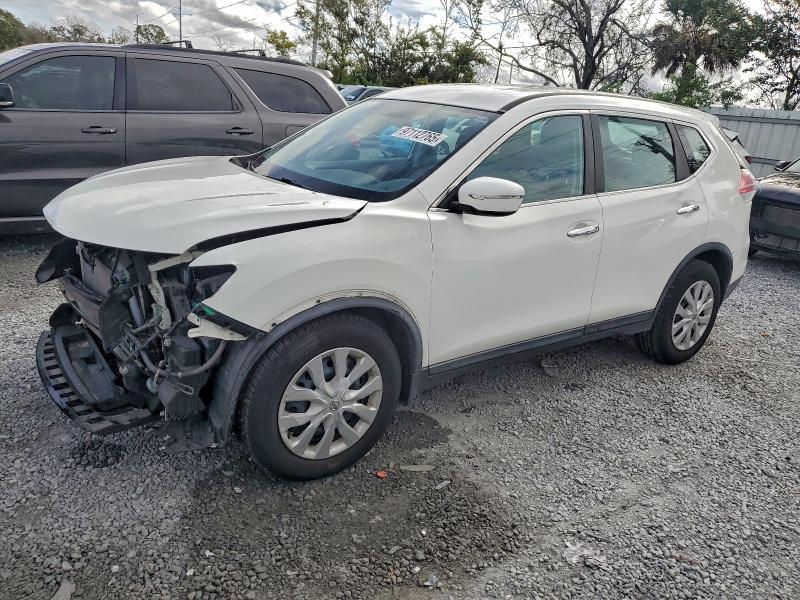 NISSAN ROGUE S 2015 with VIN KNMAT2MT9FP585964 - Photo from auction