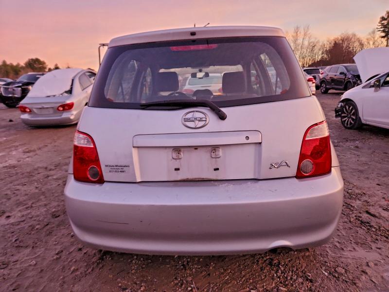 Photo 6 from auction – 2006 TOYOTA SCION XA with VIN JTKKT624060154762