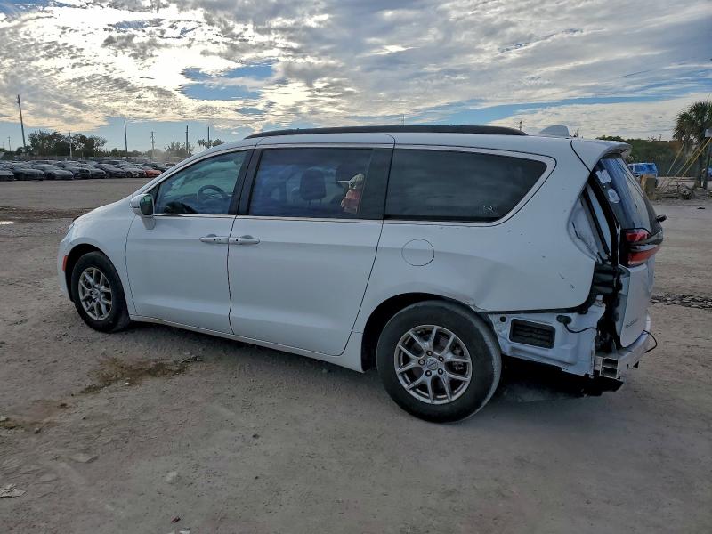 Photo 2 from auction – 2021 CHRYSLER PACIFICA T with VIN 2C4RC1FG5MR504791