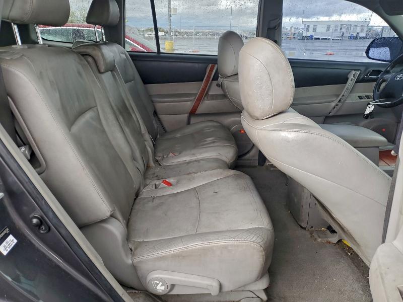 Photo 10 from auction – 2008 TOYOTA HIGHLANDER with VIN JTEES42AX82087026