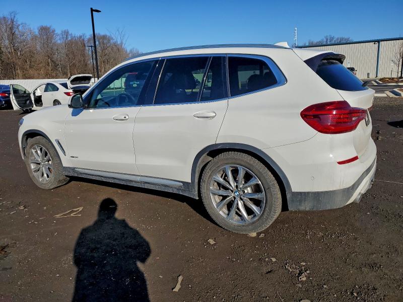 Photo 2 from auction – 2018 BMW X3 XDRIVE3 with VIN 5UXTR9C53JLC80576