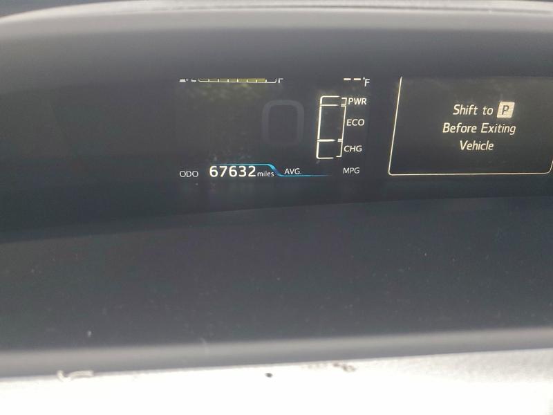 Photo 9 from auction – 2017 TOYOTA PRIUS with VIN JTDKARFU2H3544384
