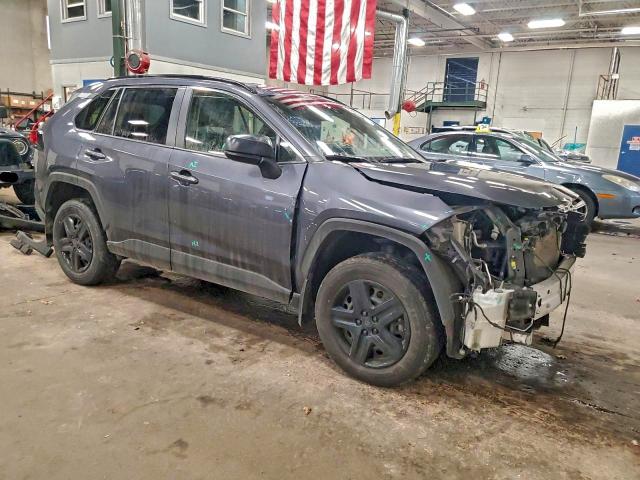 Photo 4 from auction – 2021 TOYOTA RAV4 LE with VIN JTMH1RFV2MD061176