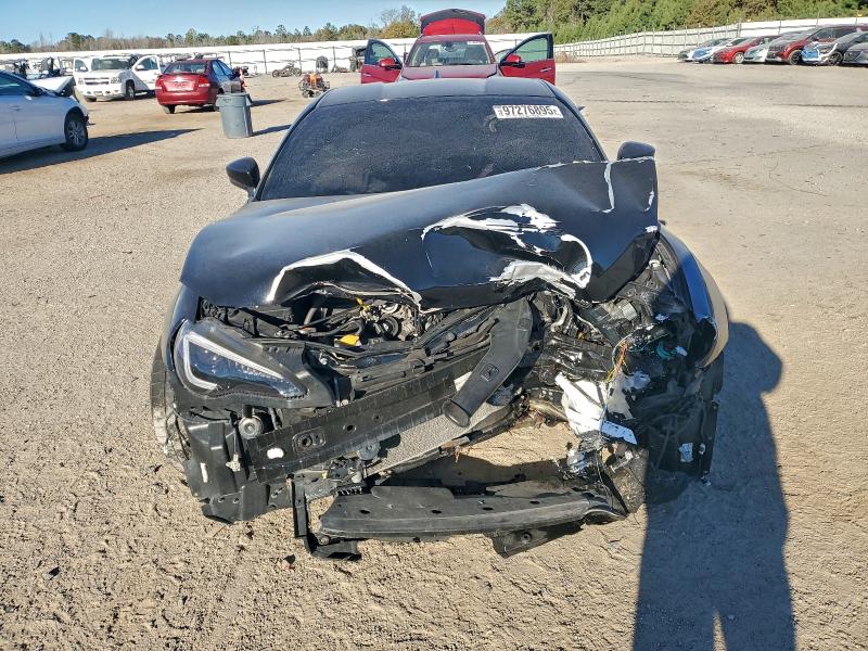 Photo 5 from auction – 2015 SUBARU BRZ with VIN JF1ZCAC1XF9603962