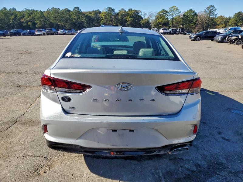 Photo 6 from auction – 2018 HYUNDAI SONATA SE with VIN 5NPE24AF2JH694642