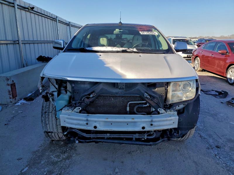 Photo 5 from auction – 2010 LINCOLN MKX with VIN 2LMDJ6JC8ABJ06447