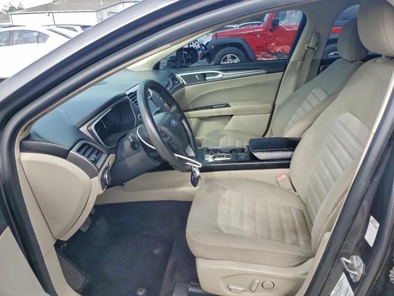 Photo 7 from auction – 2019 FORD FUSION SE with VIN 3FA6P0LU6KR119975