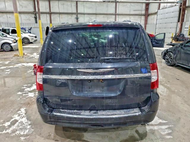 Photo 6 from auction – 2012 CHRYSLER TOWN & COU with VIN 2C4RC1BG1CR106613