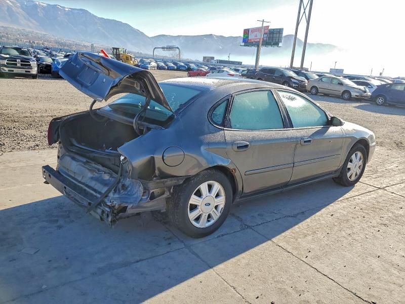 Photo 3 from auction – 2005 FORD TAURUS SEL with VIN 1FAFP56U15A139204
