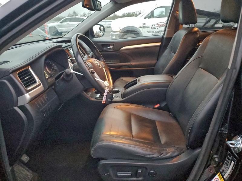 Photo 7 from auction – 2015 TOYOTA HIGHLANDER with VIN 5TDJKRFH6FS146568