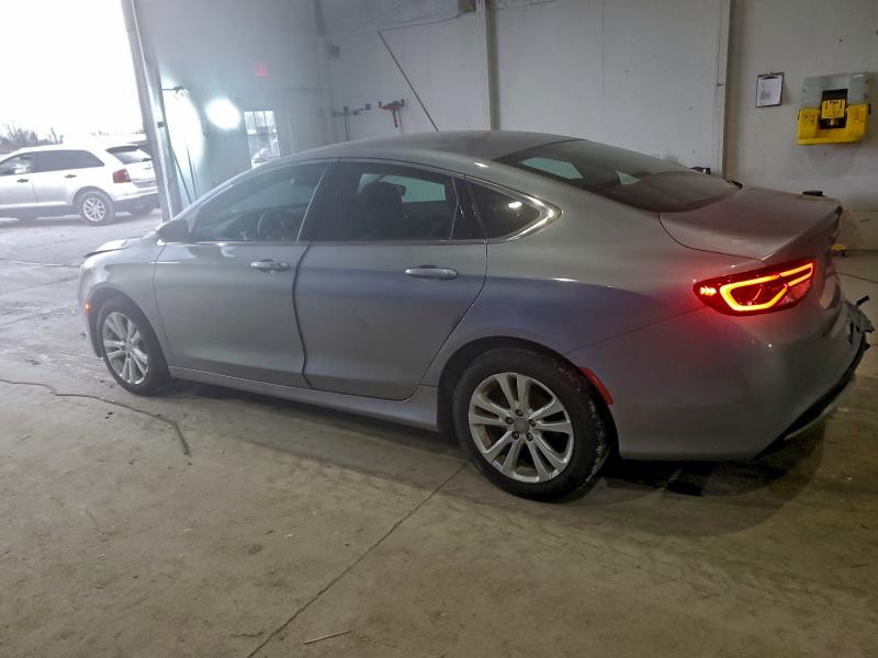 Photo 2 from auction – 2015 CHRYSLER 200 LIMITE with VIN 1C3CCCAB1FN502215