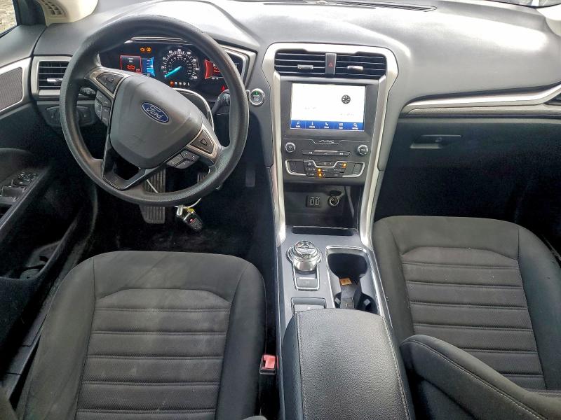 Photo 8 from auction – 2020 FORD FUSION SE with VIN 3FA6P0HD3LR127722