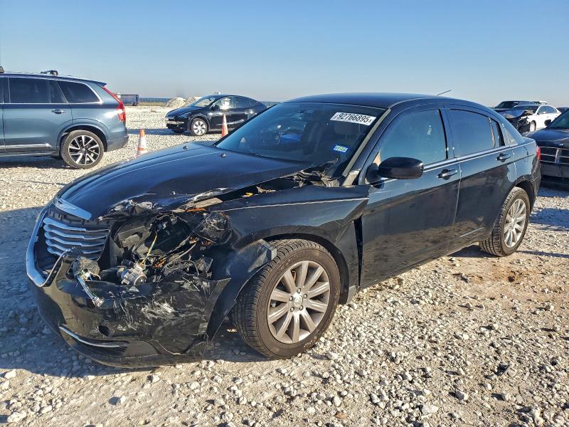 CHRYSLER 200 TOURIN 2013 with VIN 1C3CCBBB6DN604860 - Photo from auction