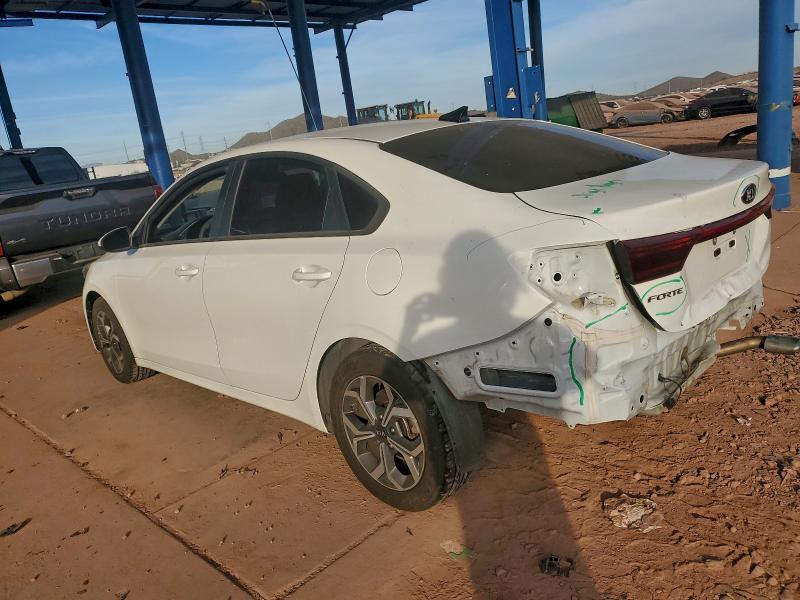 Photo 2 from auction – 2021 KIA FORTE FE with VIN 3KPF24AD0ME340291