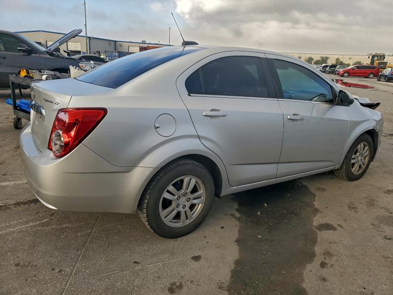 Photo 3 from auction – 2016 CHEVROLET SONIC LT with VIN 1G1JC5SH3G4104828