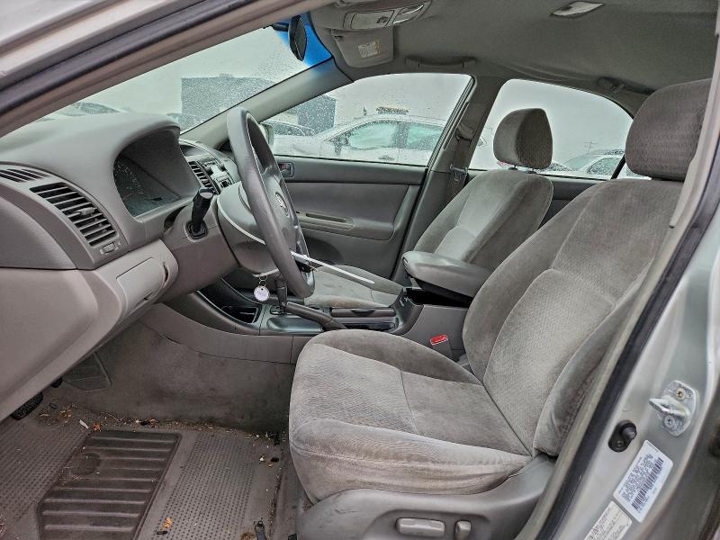 Photo 7 from auction – 2002 TOYOTA CAMRY LE with VIN 4T1BE32K92U616135