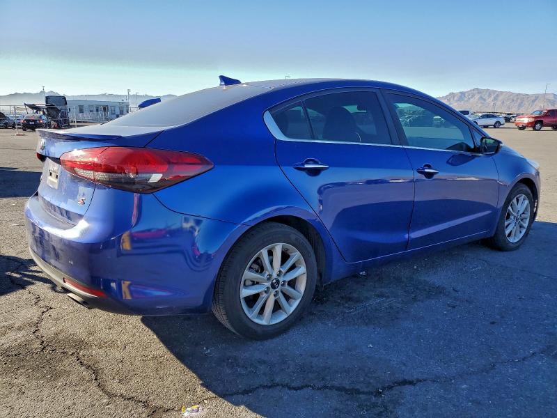 Photo 3 from auction – 2017 KIA FORTE LX with VIN 3KPFL4A72HE101807