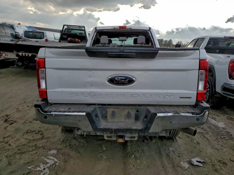 Photo 6 from auction – 2018 FORD F250 SUPER with VIN 1FT7W2B69JEB72994
