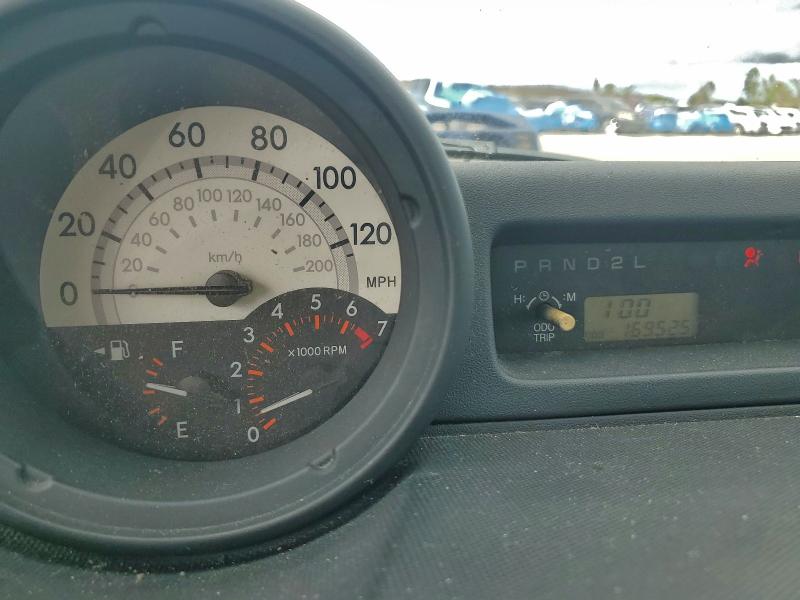 Photo 9 from auction – 2004 TOYOTA SCION with VIN JTLKT324440160247