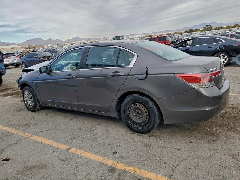 Photo 2 from auction – 2011 HONDA ACCORD with VIN 1HGCP2F33BA043817