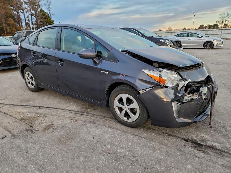 Photo 4 from auction – 2015 TOYOTA PRIUS with VIN JTDKN3DU9F0476930