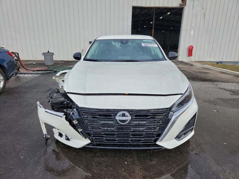 Photo 5 from auction – 2025 NISSAN ALTIMA with VIN 1N4BL4DV5SN425464