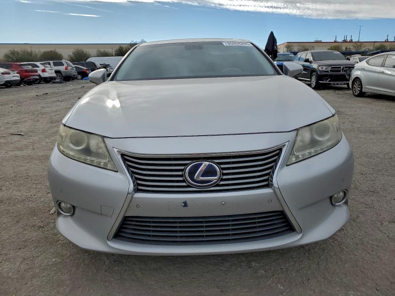 Photo 5 from auction – 2013 LEXUS ES 300H with VIN JTHBW1GG9D2008042
