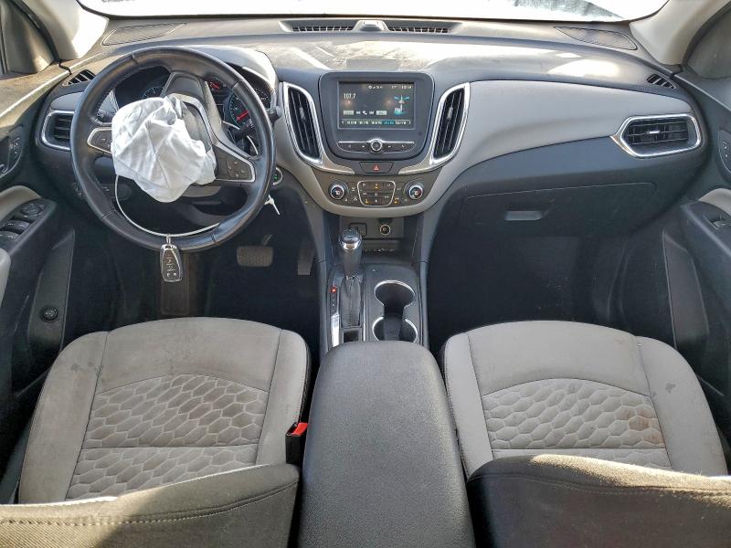 Photo 8 from auction – 2018 CHEVROLET EQUINOX LT with VIN 3GNAXJEV5JS617230