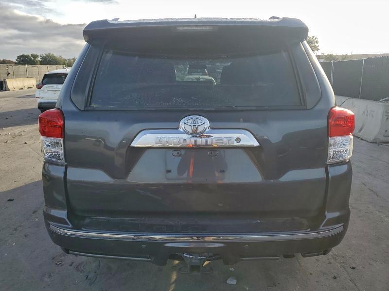 Photo 6 from auction – 2011 TOYOTA 4RUNNER SR with VIN JTEZU5JR7B5017921