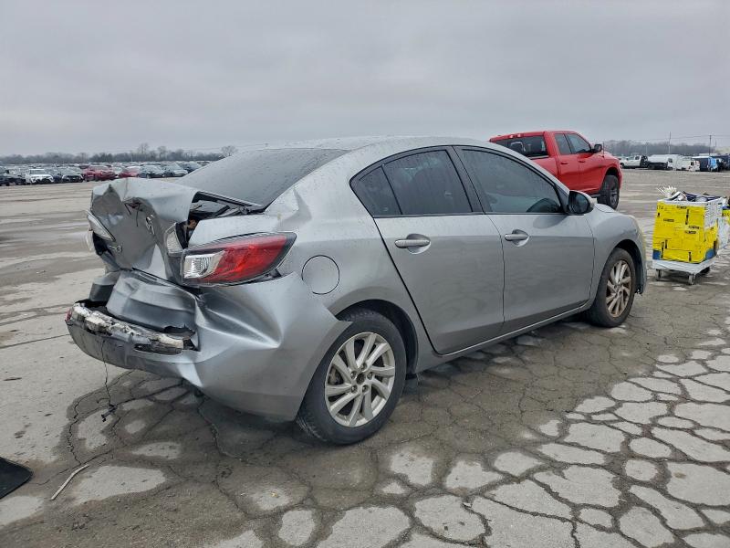 Photo 3 from auction – 2012 MAZDA 3 I with VIN JM1BL1V77C1658022