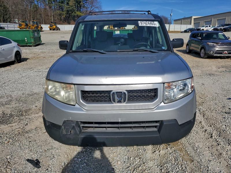 Photo 5 from auction – 2011 HONDA ELEMENT EX with VIN 5J6YH1H78BL000598
